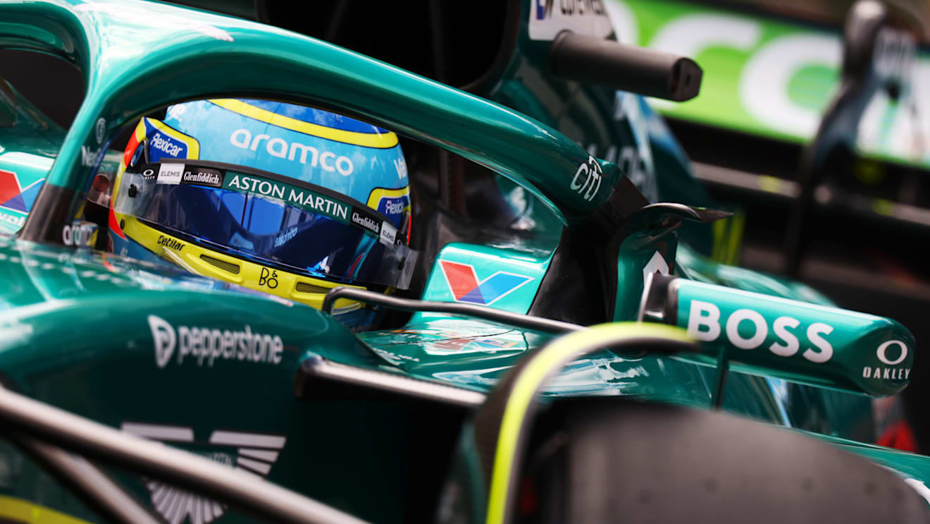 MONTE-CARLO, MONACO - MAY 23: Fernando Alonso of Spain driving the (14) Aston Martin F1 Team AMR25 Mercedes on track during practice ahead of the F1 Grand Prix of Monaco at Circuit de Monaco on May 23, 2025 in Monte-Carlo, Monaco. (Photo by Clive Rose/Getty Images)