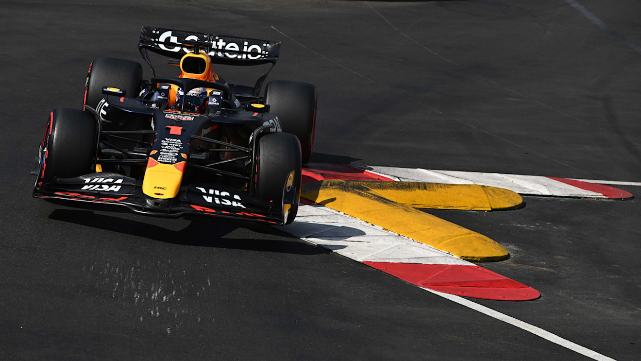 MONTE-CARLO, MONACO - MAY 24: Max Verstappen of the Netherlands driving the (1) Oracle Red Bull Racing RB21 on track during qualifying ahead of the F1 Grand Prix of Monaco at Circuit de Monaco on May 24, 2025 in Monte-Carlo, Monaco (Photo by Rudy Carezzevoli/Getty Images)